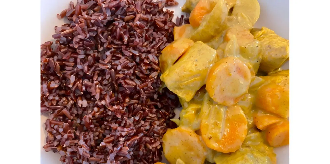 Recette Poulet curry coco carotte et riz rouge